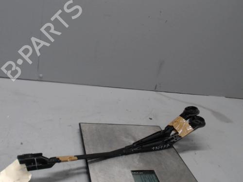 Used Front windshield wiper arm FORD FOCUS III 1.6 TDCi (115 hp) 21294877