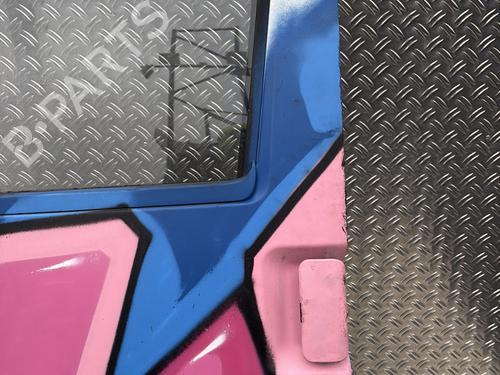 Used Left front door Left front door FORD TRANSIT Platform/Chassis (FM_ _, FN_ _) 2.0 TDCi (F_E_, F_F_) (125 hp) 32021512 32021512