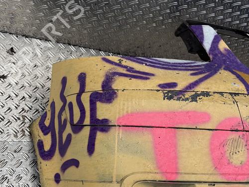 Used Front bumper VW TRANSPORTER T5 Bus (7HB, 7HJ, 7EB, 7EJ) 2.5 TDI (174 hp) 32024231