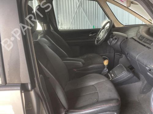 Tågelys RENAULT ESPACE IV (JK0/1_) 2.0 dCi (JK01, JK02, JK1J, JK1K, JK1H) | BP32526909C37 - Image 2