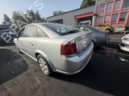 Venstre frontpanel OPEL VECTRA C GTS (Z02) 1.9 CDTI (F68) | BP28090498C58 