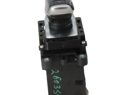 Used Gear lever Gear lever PEUGEOT 5008 II (MC_, MJ_, MR_, M4_) 2.0 BlueHDi 180 (MJEHZW, MJEHZR, MJEHZP) (177 hp) 33876697 33876697