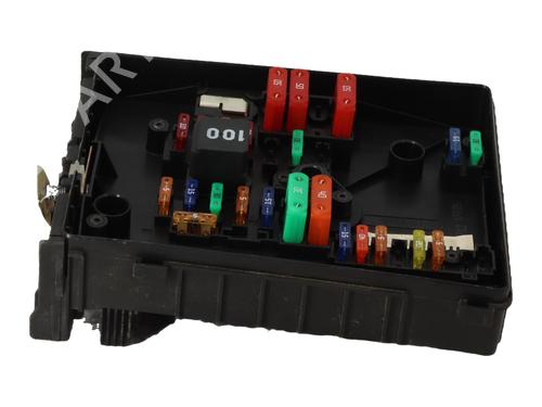 Fuse box VW GOLF VI (5K1) 1.6 TDI | BP38729867E1 - Image 3