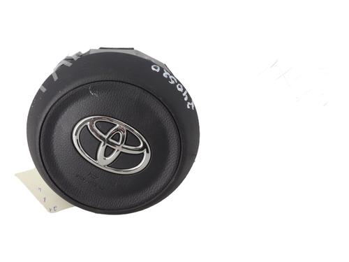 driver-airbag-toyota-aygo-x-_b7_-2022-26676488 main image