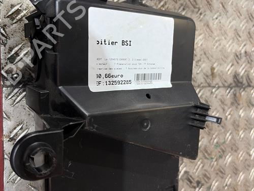 Fuse box PEUGEOT EXPERT Tepee (VF3X_) 2.0 HDi 140 | BP39521831E1 - Image 3