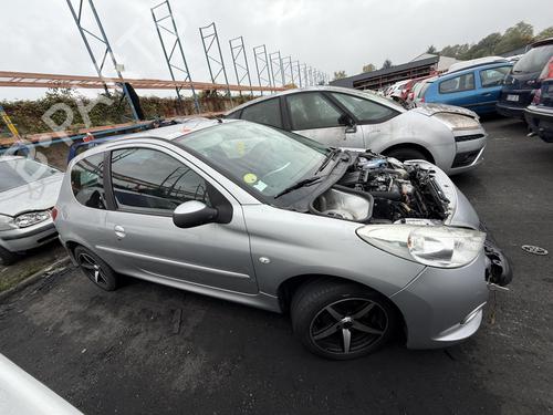 Right front fenders PEUGEOT 206+ (2L_, 2M_) 1.4 HDi eco 70 | BP30643357C42