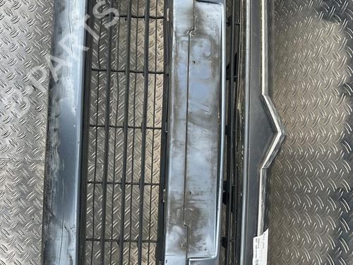 Used Front bumper Front bumper 25916973 25916973