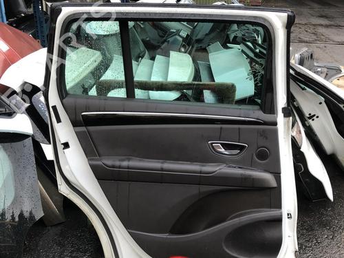 Left rear door RENAULT ESPACE V (JR_) 1.6 dCi 160 | BP21308985C4 