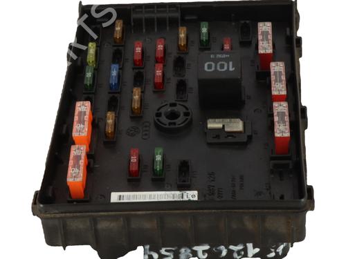 Fuse box VW PASSAT B6 Variant (3C5) 2.0 TDI | BP39109829E1 - Image 4