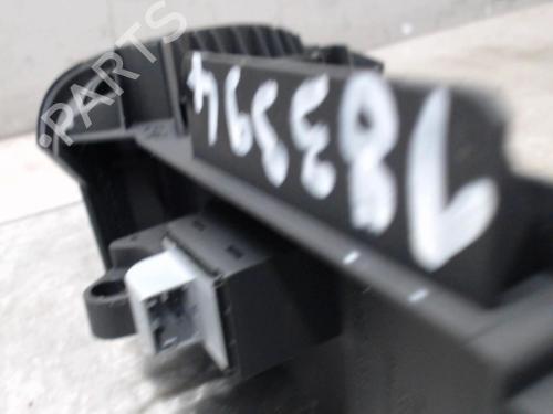 Used Right front window switch Right front window switch AUDI A3 (8V1, 8VK) 2.0 TDI (150 hp) 21366386 21366386