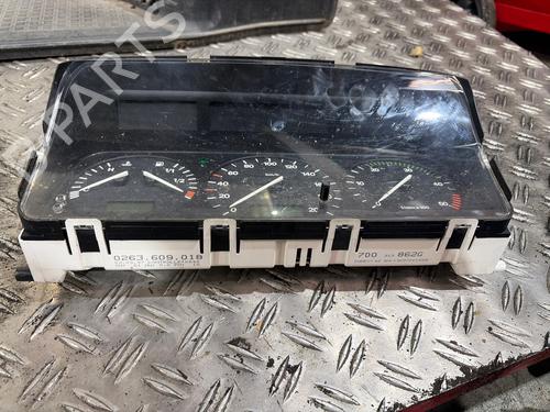 Used Instrument cluster Instrument cluster 39582476 39582476