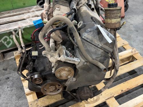 Engine RENAULT MASTER II Van (FD) 2.5 D (FD0A, FD0E, FD2E, FD3E) | BP39904346M1 - Image 2