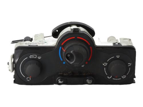 AC Styreenhet / Manøvreringsenhet RENAULT KANGOO Express (FW0/1_) 1.5 dCi 90 (FW0G, FW05, FW08, FW11) (90 hp) 28176012