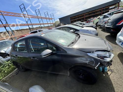 Gearbox PEUGEOT 208 I (CA_, CC_) 1.2 VTI 82 | BP21305068M3 