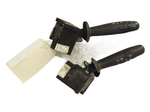 Used Steering column stalk Steering column stalk RENAULT TRAFIC II Bus (JL) 2.0 dCi 90 (JL00, JL01, JL0H, JL0M, JL0P, JL0S) (90 hp) 33005723 33005723