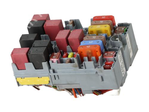 Fuse box FIAT 500X (334_) 1.4 (334AXC1B, 334AXC11) | BP28012895E1 - Image 5
