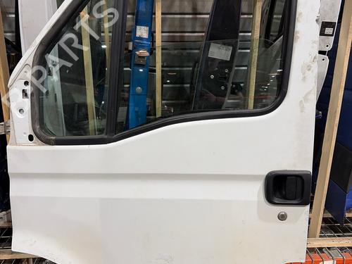Used Left front door Left front door 37188188 37188188