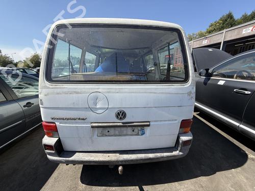 Klapa tylna bagażnika VW TRANSPORTER T4 Bus (70B, 70C, 7DB, 7DK, 70J, 70K, 7DC, 7DJ) 1.9 TD 701829105AN