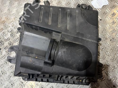 Air filter box RENAULT TRAFIC II Bus (JL) 2.0 dCi 90 (JL00, JL01, JL0H, JL0M, JL0P, JL0S) | BP38923435M87 - Image 3