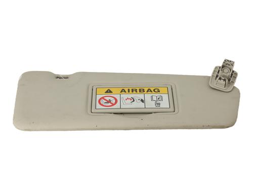 Used Right sun visor Right sun visor 21296581 21296581