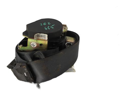 rear-right-seatbelt-renault-megane-ii-saloon-lm01_-2003-37715234 main image
