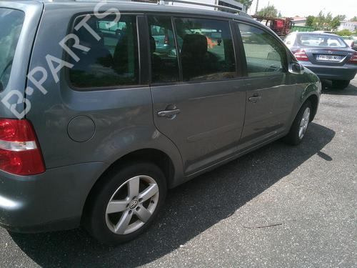 Right front driveshaft VW TOURAN (1T1, 1T2) 2.0 TDI 16V | BP21304614M39 