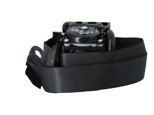 front-right-seatbelt-toyota-aygo-x-_b7_-2022-26676500 main image