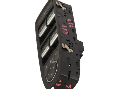 Used Left front window switch Left front window switch RENAULT ARKANA I (LCM_, LDN_) 1.3 TCe 140 (LDN0) (140 hp) 39953880 39953880