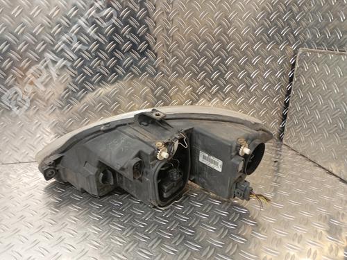 Used Right headlight Right headlight SEAT LEON (1P1) 1.2 TSI (105 hp) 24028869 24028869