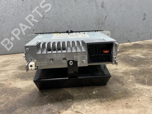 Bilradio VW POLO V (6R1, 6C1) 1.6 TDI (90 hp) 21301470