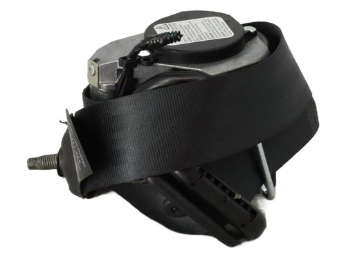 Used Front left seatbelt Front left seatbelt FORD FOCUS III 2.0 TDCi (150 hp) 32735026 32735026