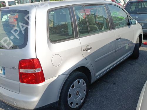 Right taillight VW TOURAN (1T1, 1T2) 1.9 TDI | BP25895482C35 