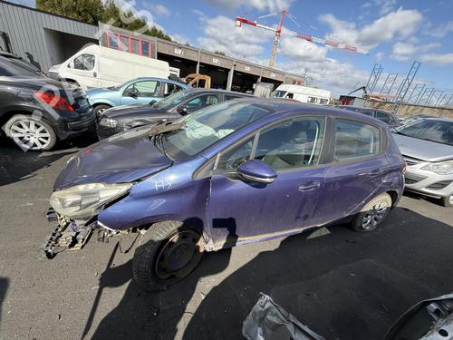 Left mirror PEUGEOT 208 I (CA_, CC_) 1.6 HDi / BlueHDi 75 | BP24644178C26