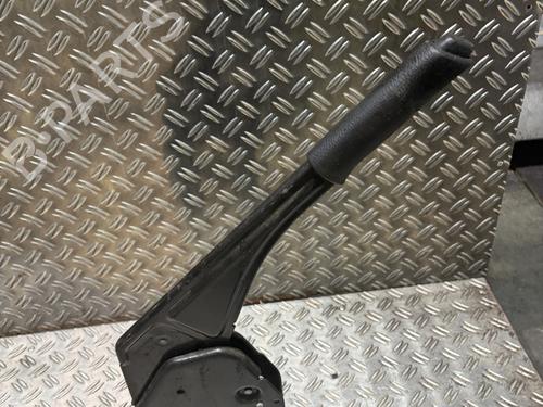 Used Hand brake Hand brake 32286982 32286982