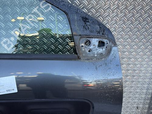 right-front-door-citroen-c4-cactus-2014-31169520 main image