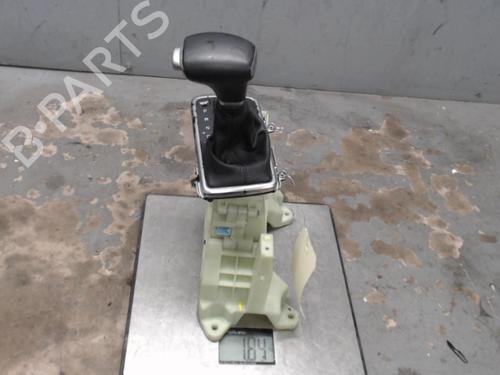 Used Gear lever KIA SPORTAGE IV (QL, QLE) 1.7 CRDi (141 hp) 21297004