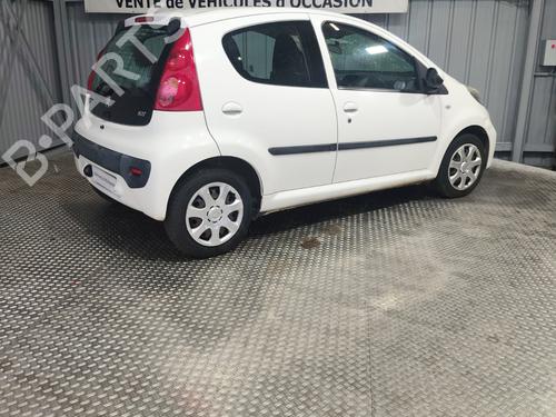 Left headlight PEUGEOT 107 (PM_, PN_) 1.0 | BP32140915C28