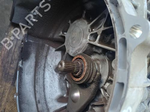 Gearbox KIA SOUL II (PS) 1.6 CRDi 128 | BP38677512M3 - Image 2