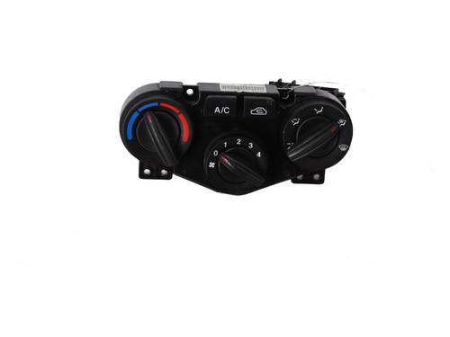 Used Climate control KIA RIO II (JB) 1.4 16V (97 hp) 21306486