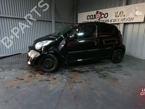 Brugte CITROËN C1 (PM_, PN_) 1.0 (68 hp) 4389518