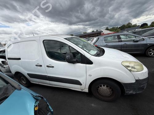 Left headlight PEUGEOT PARTNER Box Body/MPV 1.6 HDi | BP27337432C28  - Image 13