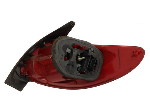 Left taillight PEUGEOT 206 Hatchback (2A/C) 1.1 i | BP32272006C34