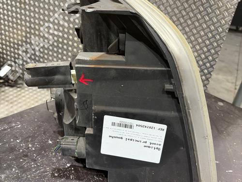 Left headlight FORD TRANSIT Van (FA_ _) 2.2 TDCi | BP32014815C28 - Image 3