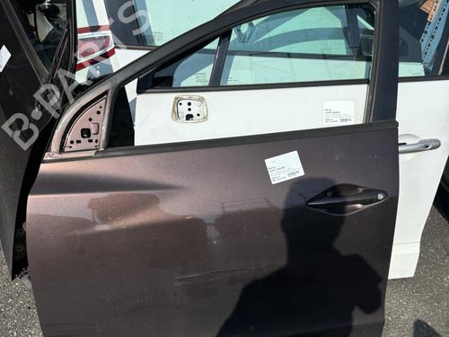 Used Left front door HYUNDAI ix35 (LM, EL, ELH) 2.0 CRDi (136 hp) 21307097