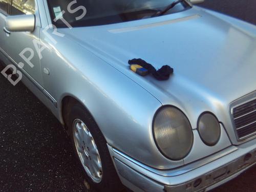 Right taillight MERCEDES-BENZ E-CLASS (W210) E 300 Turbo-D (210.025) | BP28577210C35 