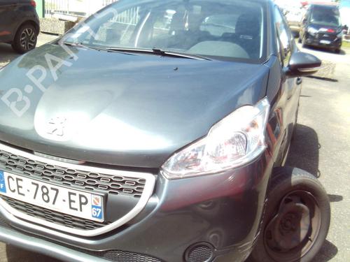 Instrument cluster PEUGEOT 208 I (CA_, CC_) 1.4 HDi | BP21316472C47 