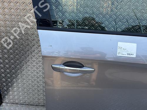 Right front door CITROËN DS5 2.0 HDi 200 Hybrid4 All-wheel Drive | BP28021111C3
