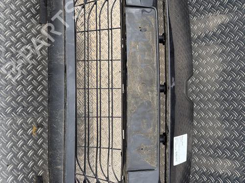 Foran støtfanger RENAULT MEGANE III Hatchback (BZ0/1_, B3_) 1.5 dCi (BZ09, BZ0D, BZ1W, BZ29, BZ14) (110 hp) 28181679