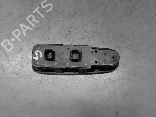Used Left front window switch Left front window switch CITROËN C4 Picasso I MPV (UD_) 1.6 HDi (109 hp) 21320581 21320581
