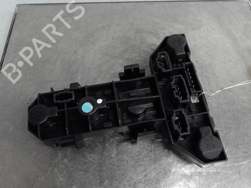 Used Lamp holder Lamp holder VW GOLF IV (1J1) 1.4 16V (75 hp) 21311097 21311097